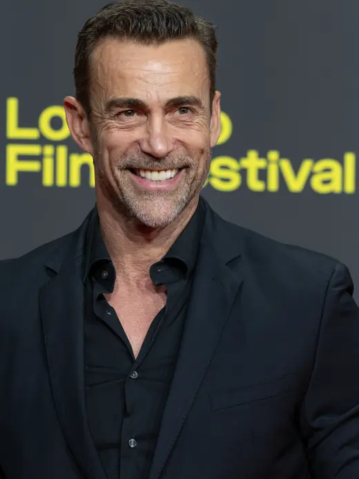 Daniel Bernhardt