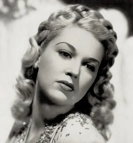 Joan Shawlee