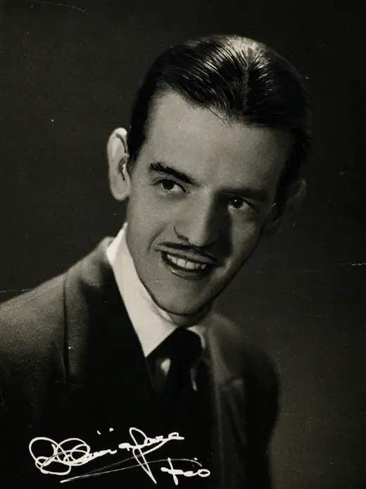 Wilson Grey