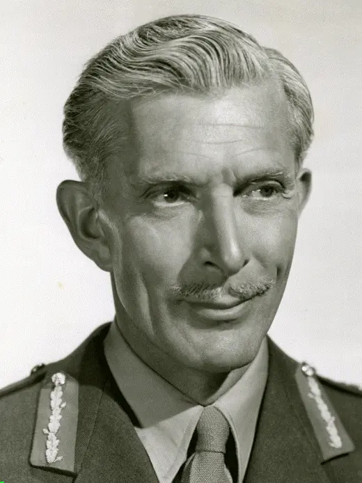 Alan Napier