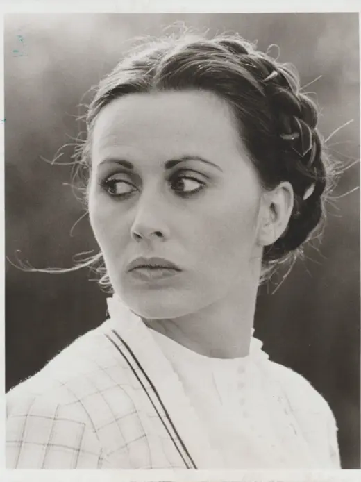 Kate Nelligan