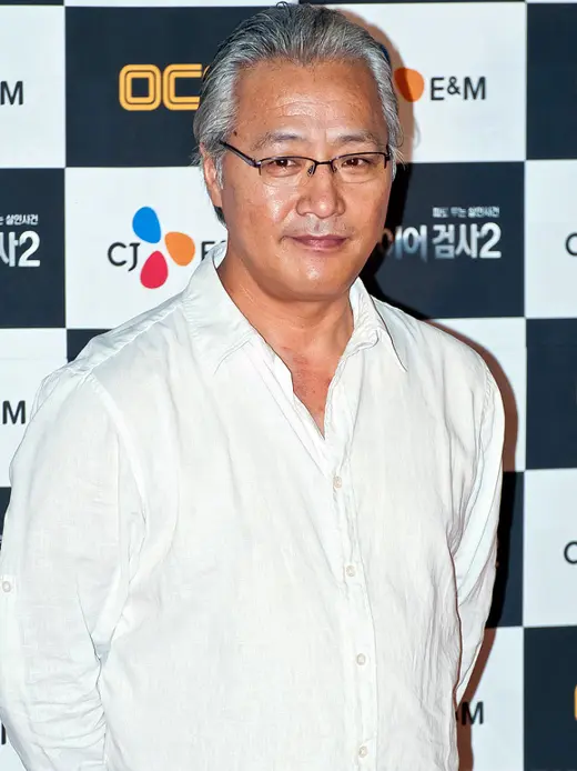 Lee Kyung-young
