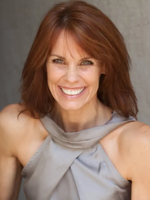 Alexandra Paul