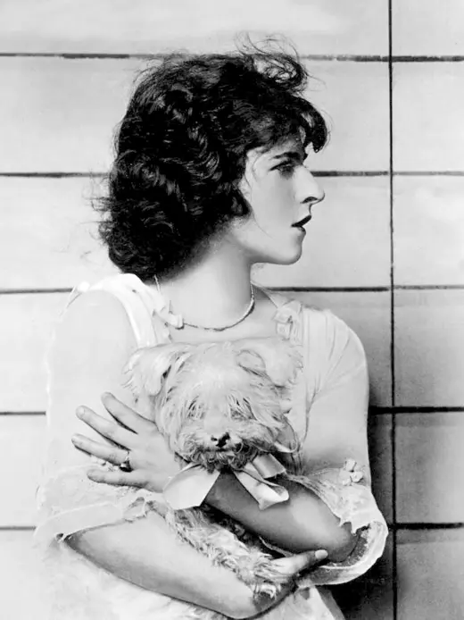 Ruth Gordon