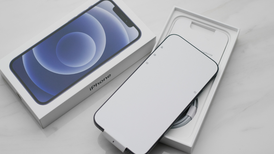 Les iPhones neuf désormais mis à jour sans fil grâce au nouveau système Presto d'Apple sans ouvrir la boîte