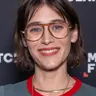 Lizzy Caplan