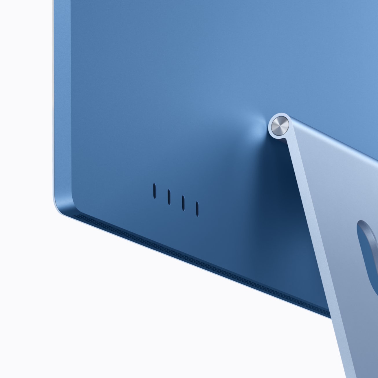 Les quatre ports Thunderbolt 4 au dos de l’iMac M6 bleu.